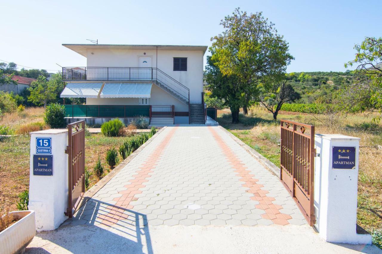 Apartmani Perkovic Gustirna Bagian luar foto