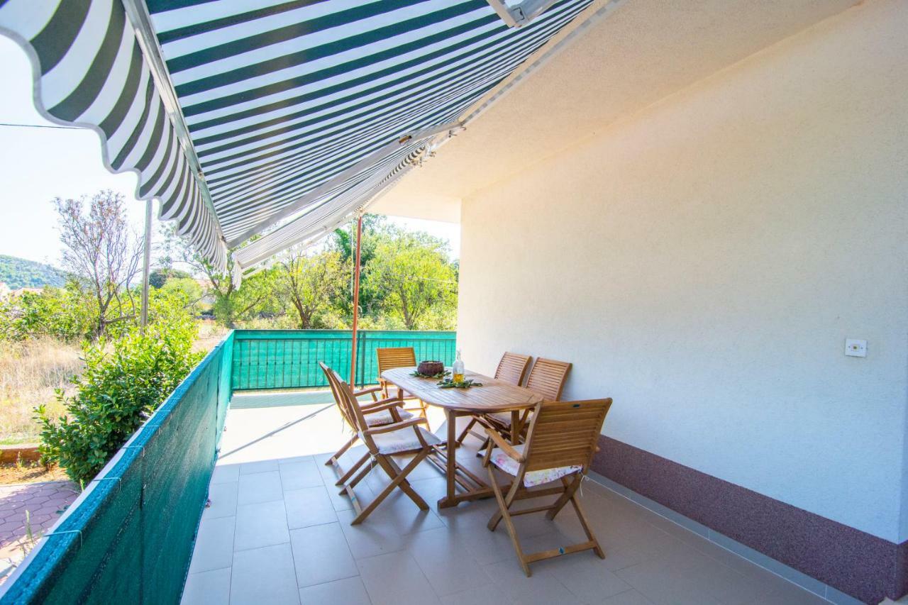 Apartmani Perkovic Gustirna Bagian luar foto